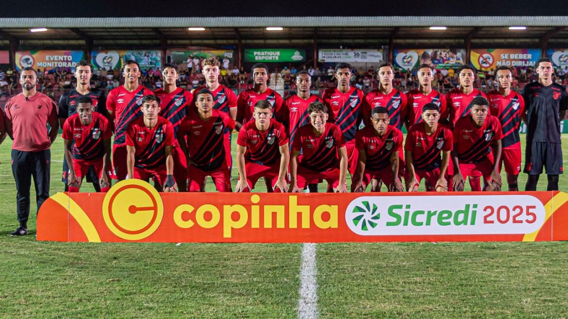 athletico-e-eliminado-da-copinha-com-gol-irregular-inacreditavel;-veja