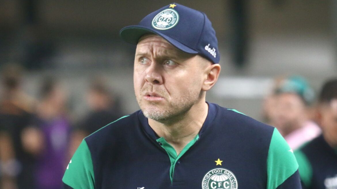 tecnico-do-coritiba-reencontra-parana-clube-e-ja-conquistou-titulo-em-cima-de-rival