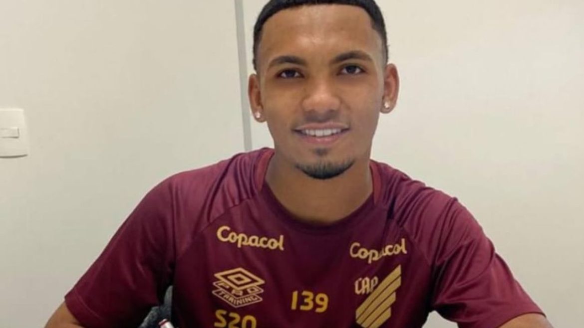 athletico-acerta-com-promessa-do-campeonato-paranaense