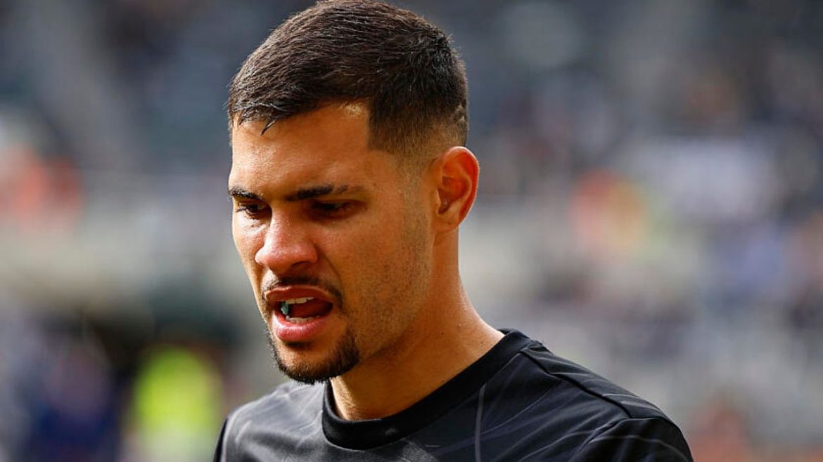 bruno-guimaraes-desabafa-e-faz-apelo:-“precisamos-de-ajuda”