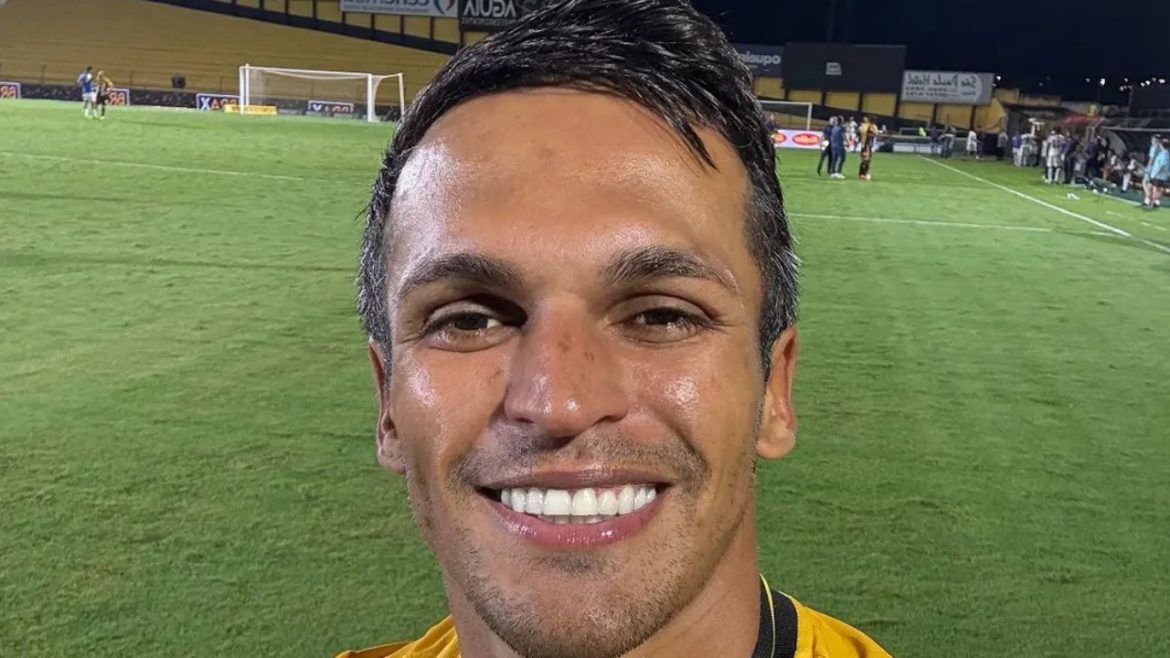 coritiba-desafia-lei-do-ex-em-peso-contra-o-novorizontino