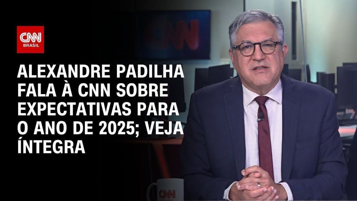 padilha-lava-pes-de-moradores-de-rua-ao-lado-do-padre-julio-lancellotti