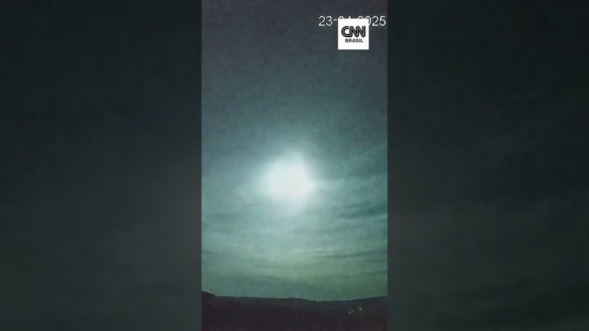 chuva-de-meteoros-eta-aquaridas-tem-pico-na-madrugada-desta-terca-(6)