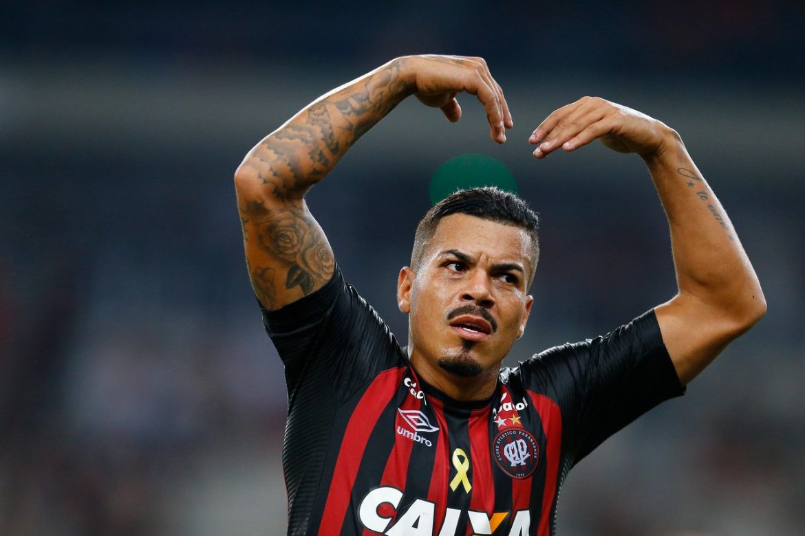 ex-lateral-de-athletico-e-coritiba-e-preso-por-divida-de-pensao-alimenticia