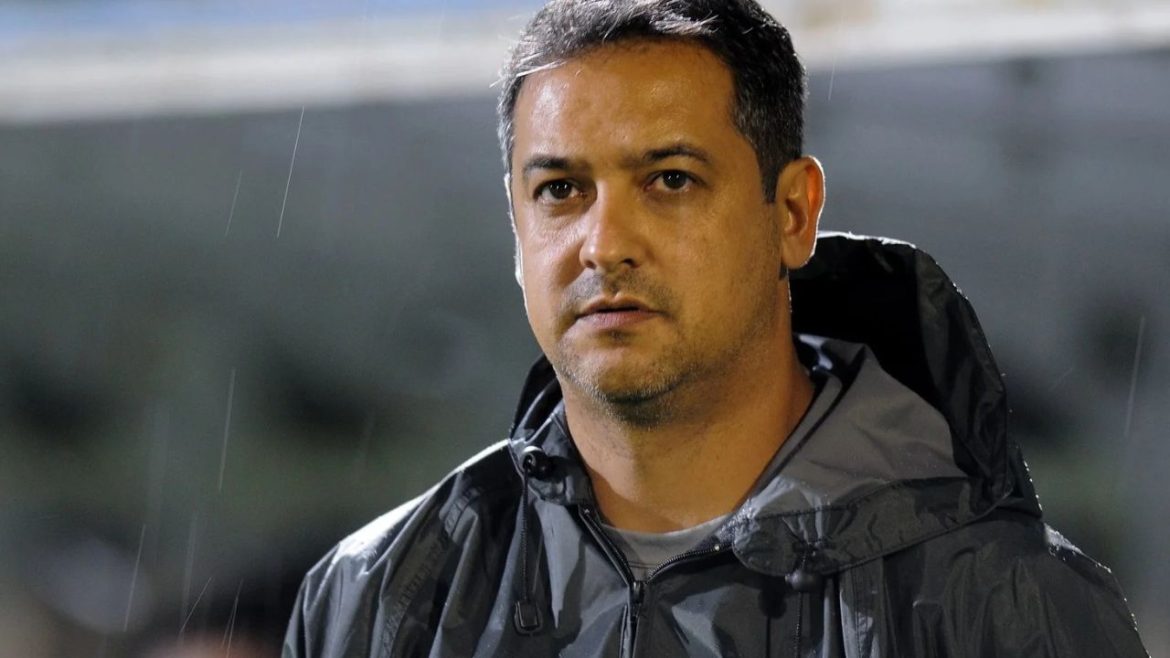 ex-athletico-e-coritiba,-tecnico-acerta-com-clube-da-indonesia
