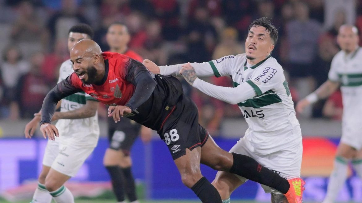 no-atletiba,-athletico-dominou-o-coritiba,-mas-desmoronou-na-arena