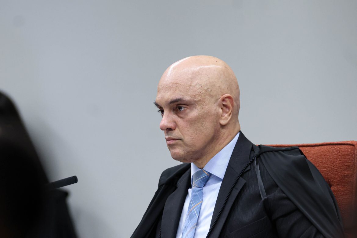 justica-dos-eua-volta-intimar-moraes-no-caso-trump-media-e-rumble