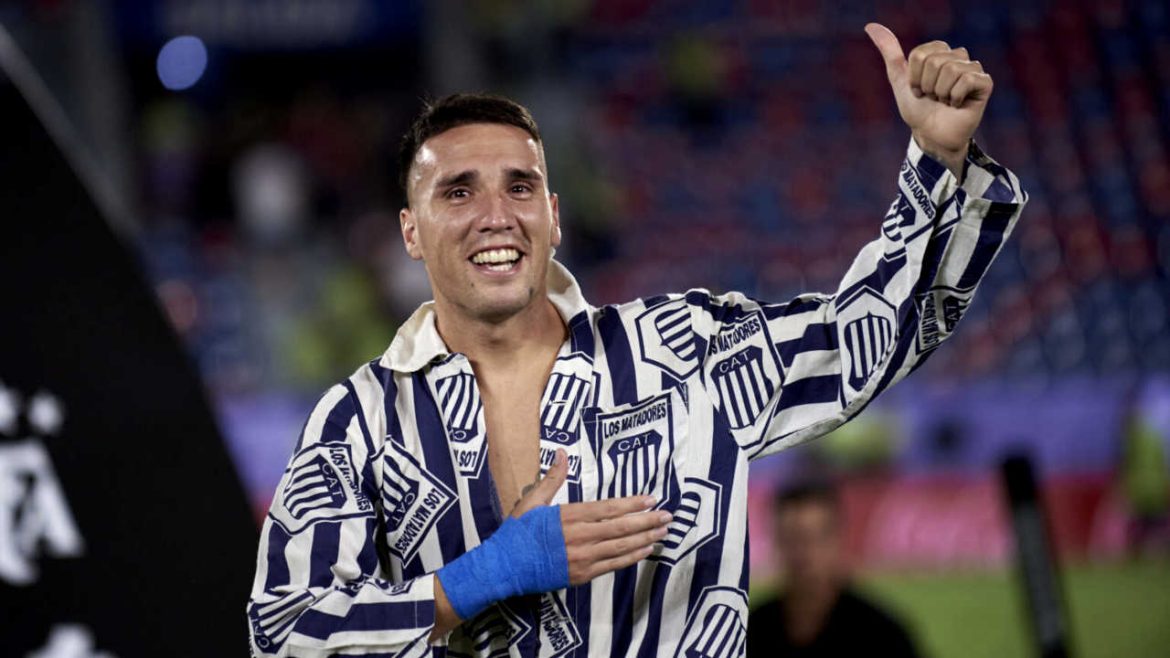 athletico-acerta-a-contratacao-de-mais-um-gringo-para-a-lateral-direita