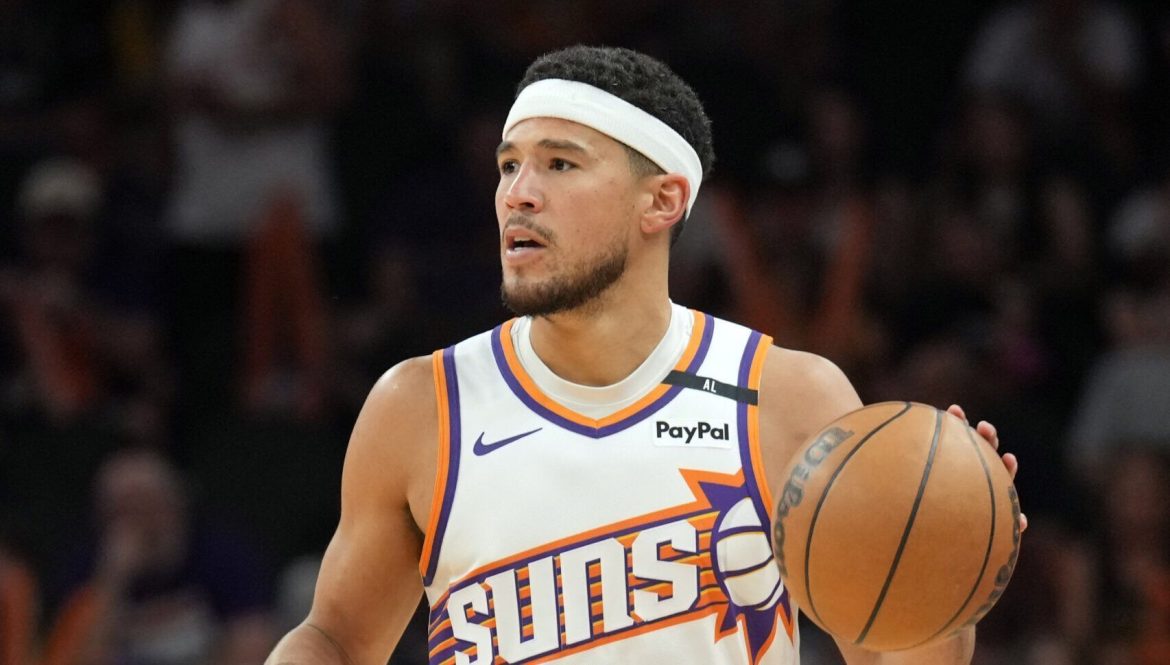 nba:-devin-booker-renova-com-suns-pelo-maior-salario-anual-da-historia