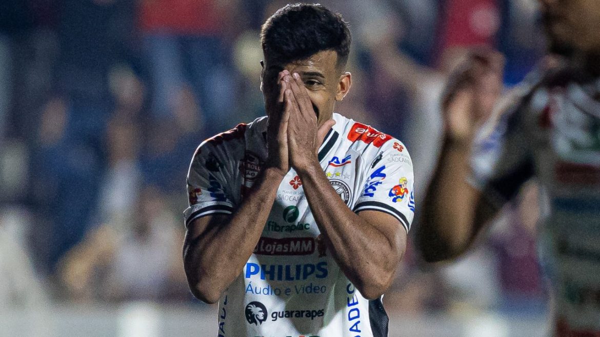 operario-perde-penalti-e-empata-fora-de-casa-na-serie-b