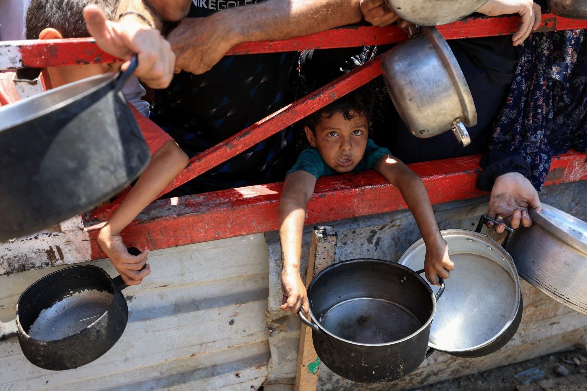 ao-menos-dez-pessoas-morreram-de-fome-em-gaza-no-ultimo-dia,-diz-ministerio