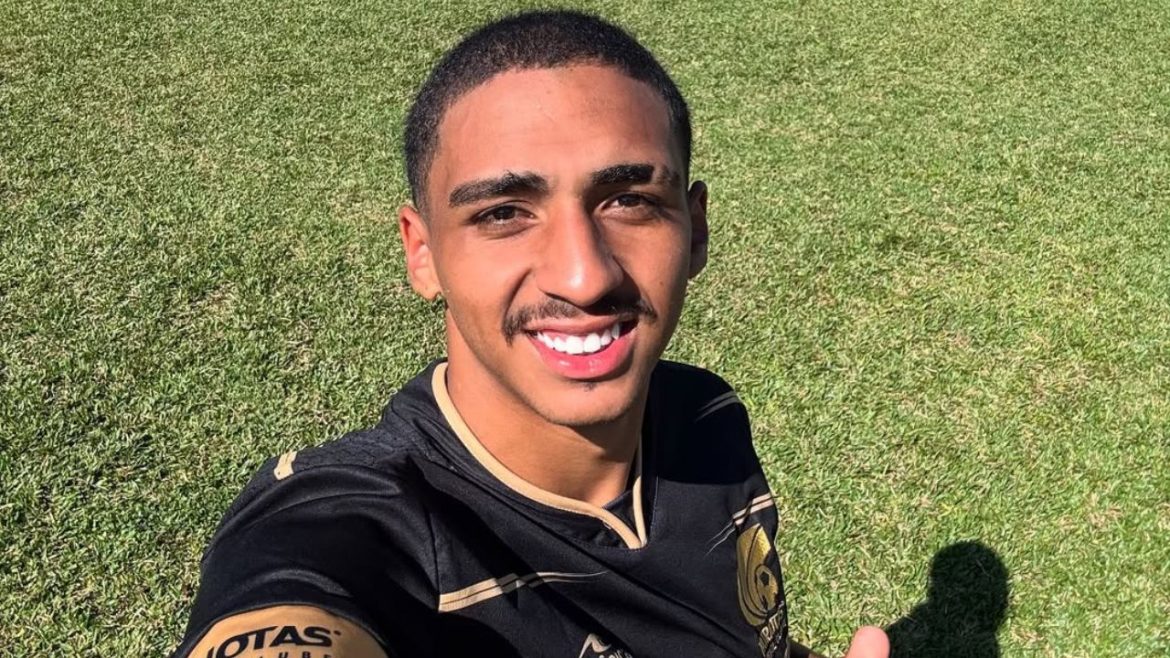 coritiba-contrata-maior-artilheiro-da-historia-de-clube-paranaense