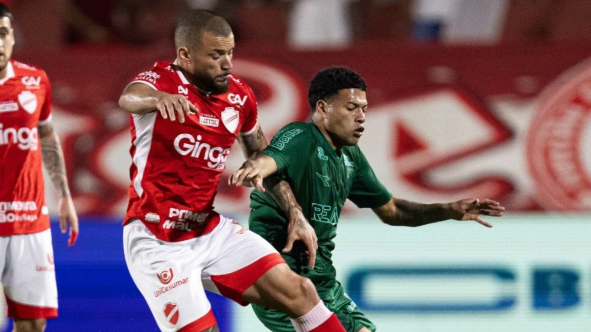arbitro-explica-expulsao-de-filipe-machado-durante-vitoria-do-coritiba