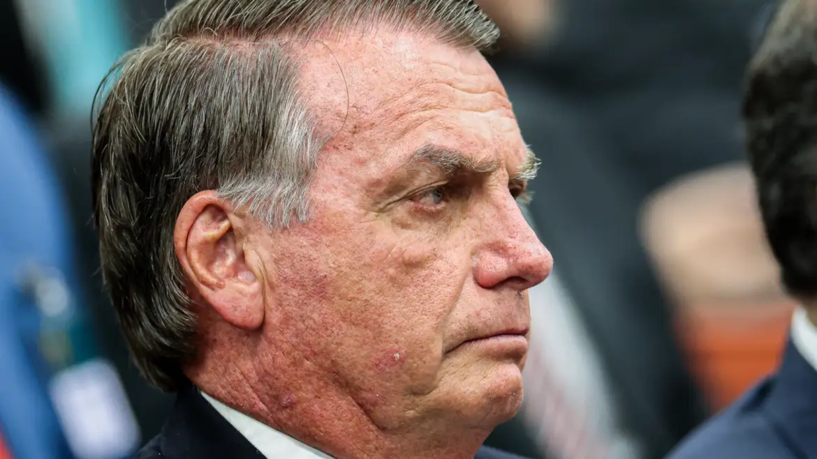 relatorio-da-pf:-imprensa-mundial-repercute-indiciamento-de-bolsonaro