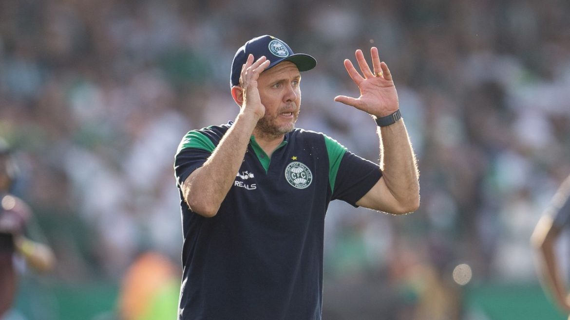 mozart-dispara-contra-a-arbitragem-apos-tropeco-do-coritiba