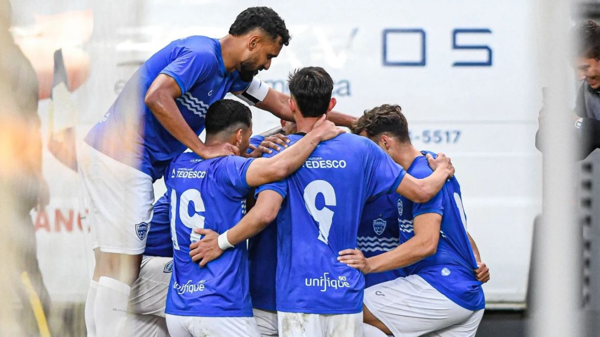 cianorte-sofre-castigo-nos-acrescimos-e-perde-duelo-historico