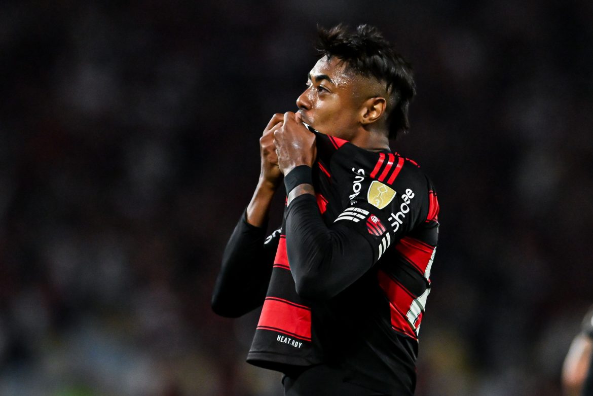 stjd-concede-efeito-suspensivo-e-libera-bruno-henrique,-do-flamengo