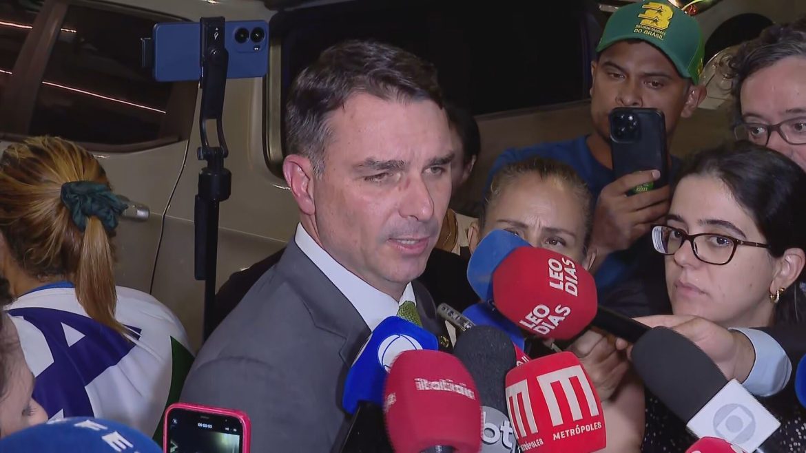 flavio-ataca-moraes-sobre-conduta-com-bolsonaro:-“nao-tem-humanidade”