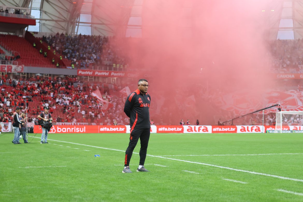 inter-demite-roger-machado-apos-derrota-no-grenal