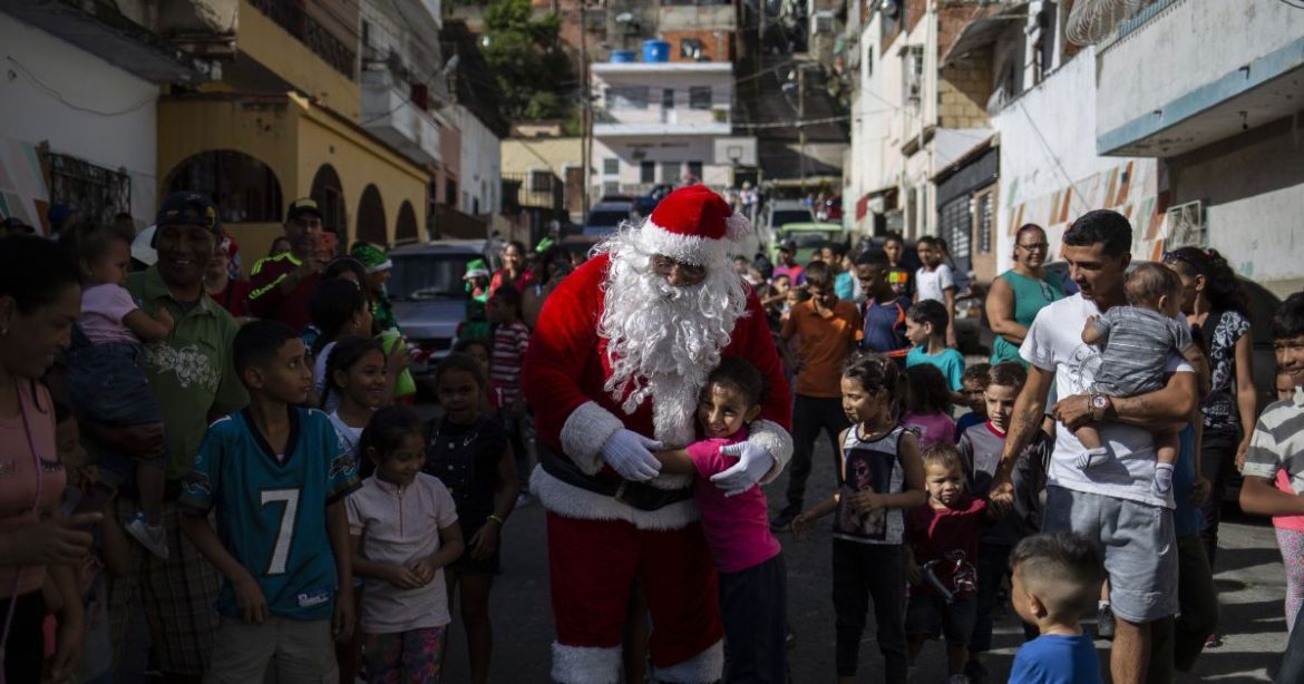 venezuela-adianta-natal-em-meio-a-tensoes-com-os-estados-unidos;-entenda