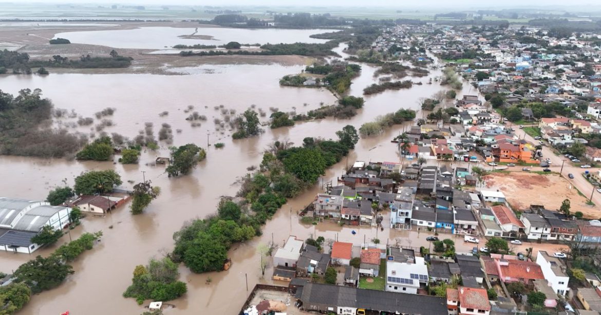 ibge:-115-municipios-nao-possuiam-sistema-de-alerta-durante-chuvas-no-rs