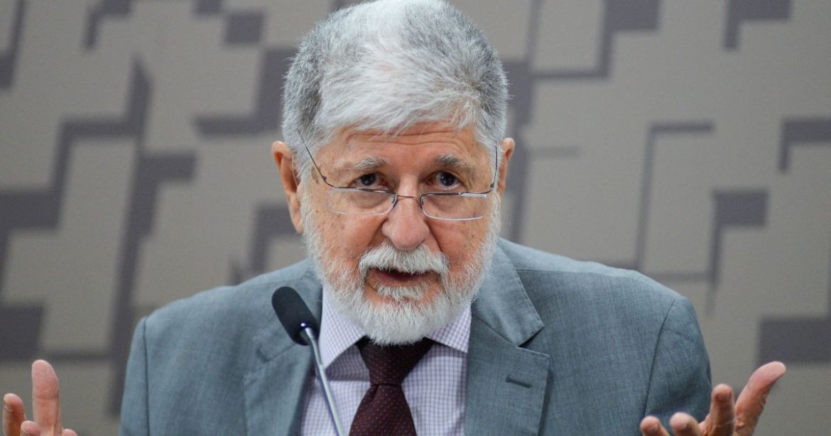 amorim:-se-eleicao-questionavel-levasse-a-invasao,-mundo-estaria-em-chamas