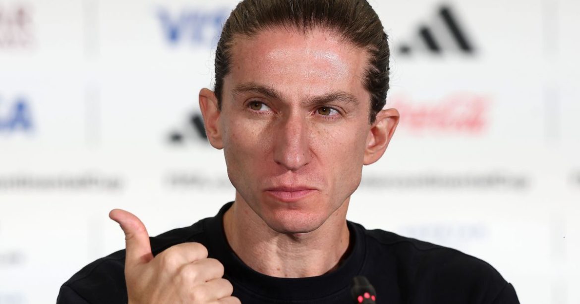 de-saida-do-flamengo?-filipe-luis-comenta-possivel-venda-de-atacante