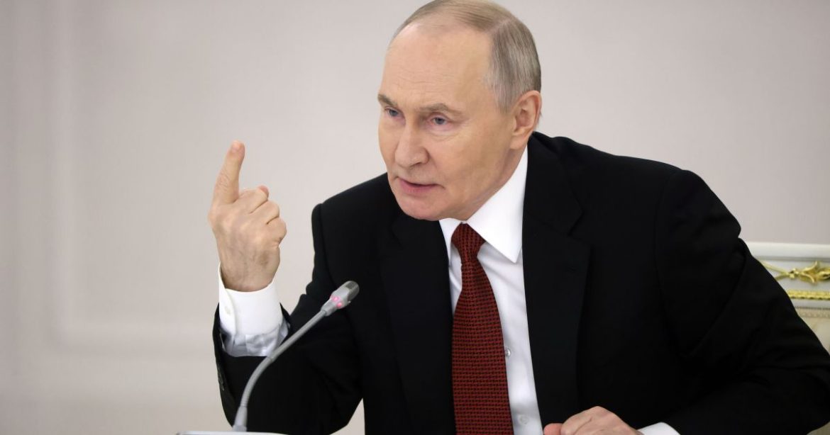 cia-desmente-kremlin-e-diz-que-ucrania-nao-visou-casa-de-putin-em-ataque