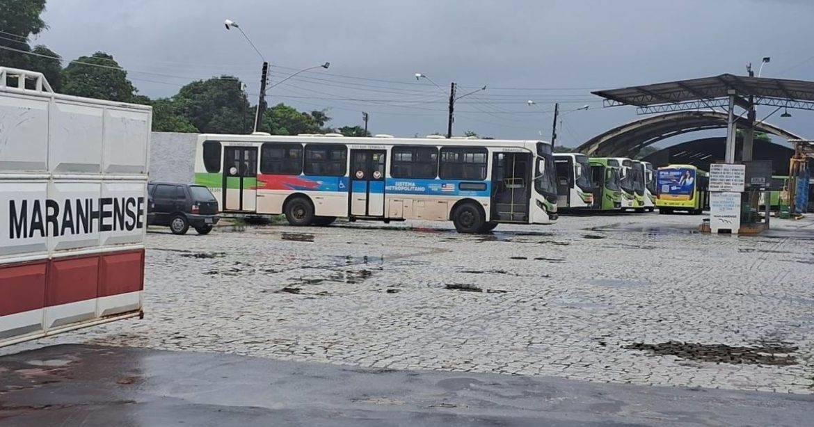 greve-dos-rodoviarios-no-ma-chega-ao-4o-dia-e-deixa-700-mil-sem-onibus