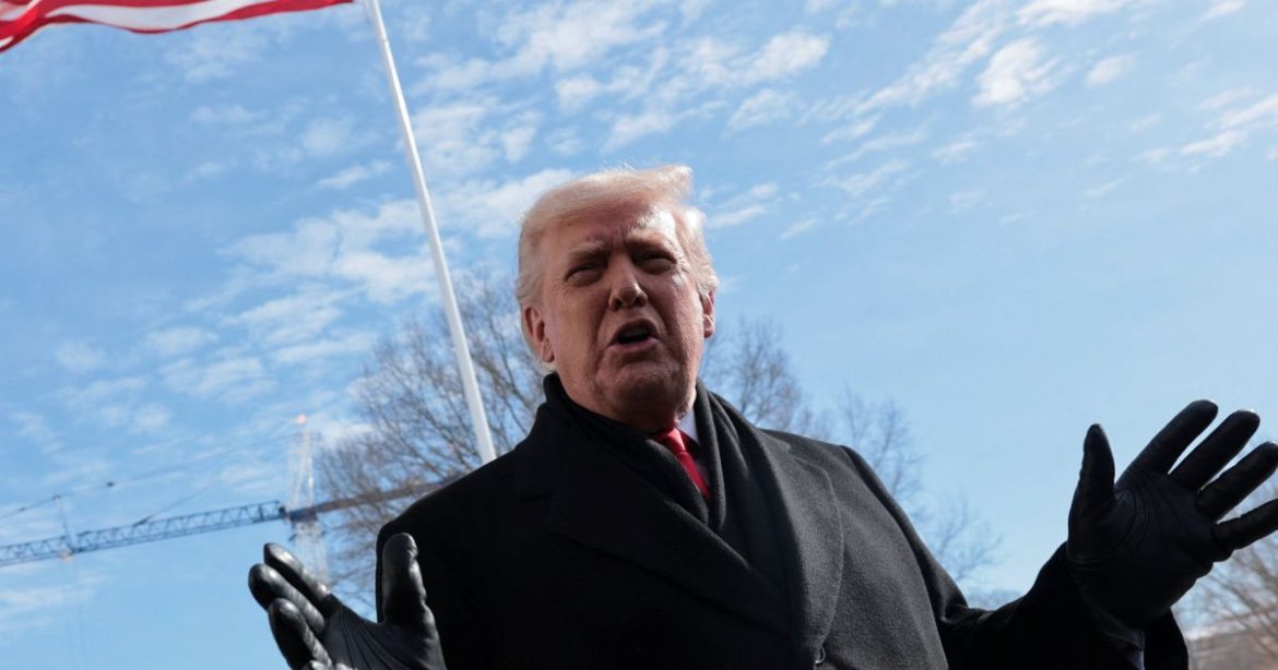 trump-diz-que-ira-precisa-negociar-“acordo-justo”