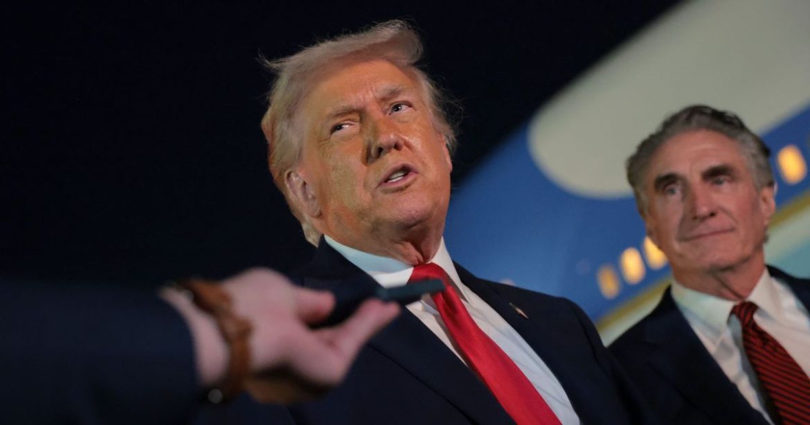 pesquisa:-aprovacao-de-trump-cai-as-vesperas-do-discurso-do-estado-da-uniao