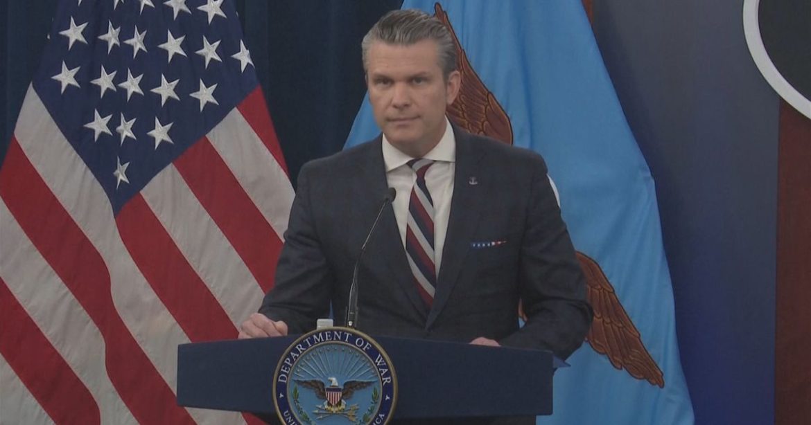 hegseth-diz-que-ira-comete-“grave-erro”-ao-achar-que-eua-reduzirao-ataques