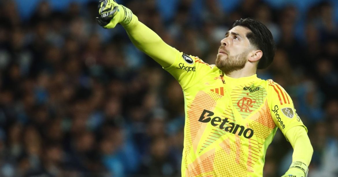rossi-aponta-agressao-de-auxiliar-do-bragantino-a-jogador-do-flamengo