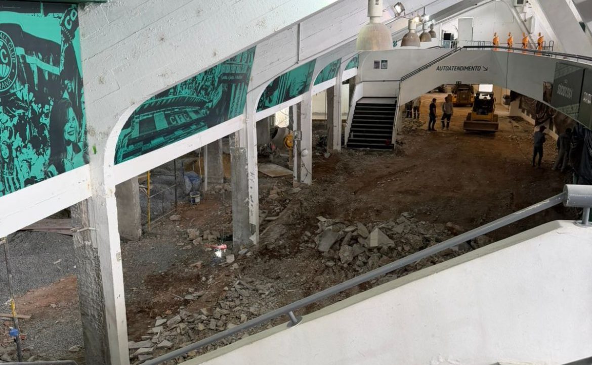 fotos-de-obras-viralizam-e-coritiba-explica-situacao-no-couto-pereira