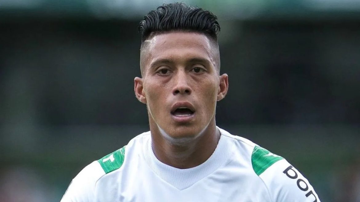sebastian-gomez-revela-por-que-quis-deixar-o-coritiba:-“muitas-coisas-que-eu-via”