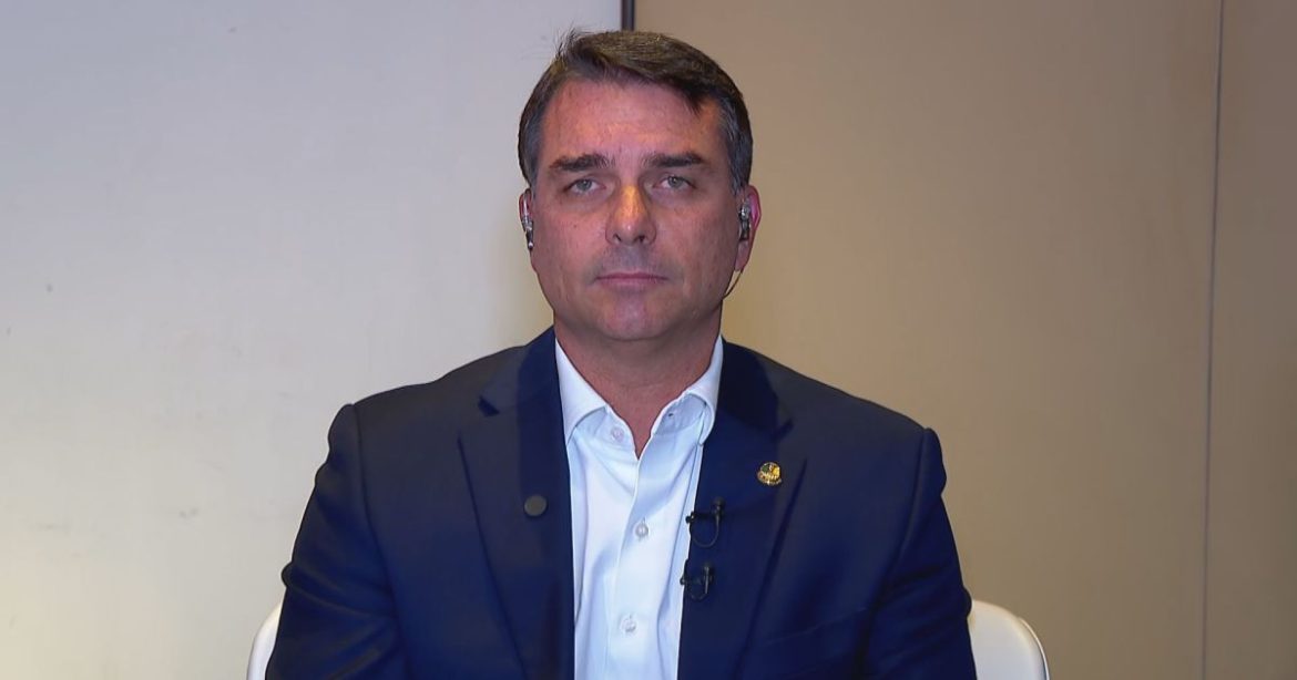atlas:-51,7%-veem-flavio-envolvido-com-master-apos-conversas-com-vorcaro