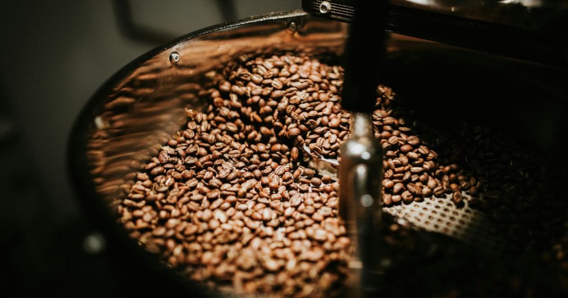 dia-nacional-do-cafe:-brasil-consome-1,4-mil-xicaras-por-pessoa-ao-ano