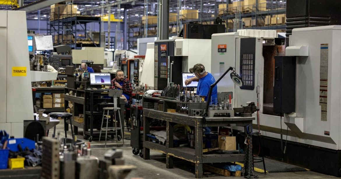 encomendas-a-industria-dos-eua-registram-maior-ganho-em-11-meses-em-abril