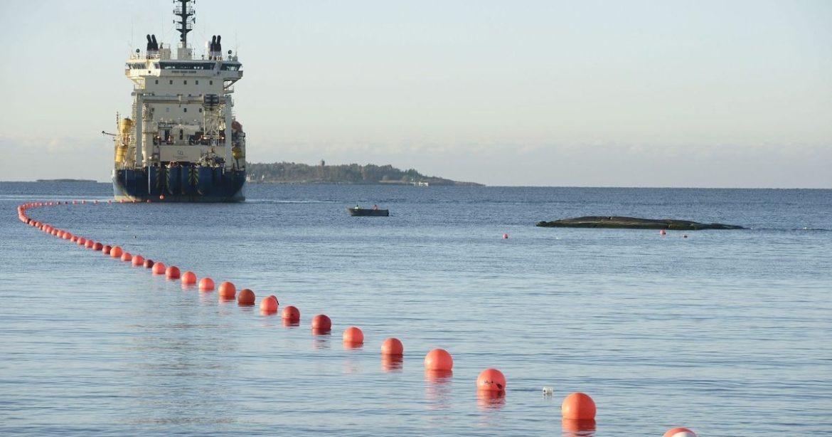google-estreia-novo-cabo-submarino-entre-eua-e-europa