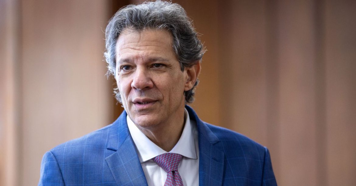 pt-oficializa-candidatura-de-fernando-haddad-ao-governo-de-sao-paulo