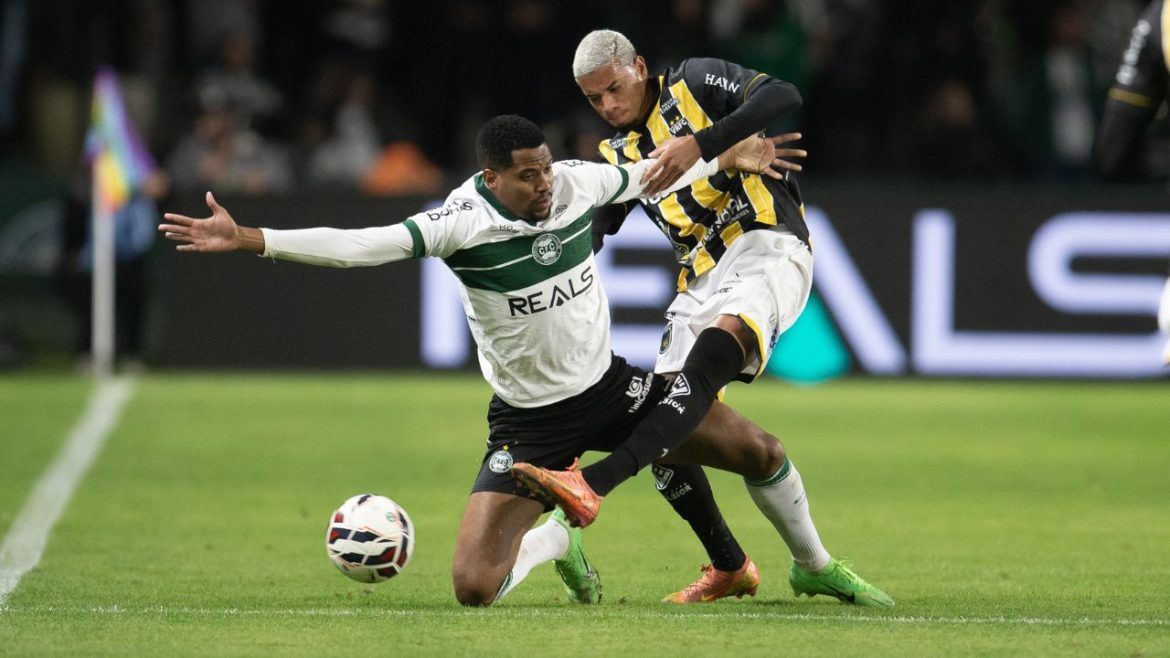 jogador-do-coritiba-e-anunciado-no-japao-e-rende-dinheiro-ao-clube