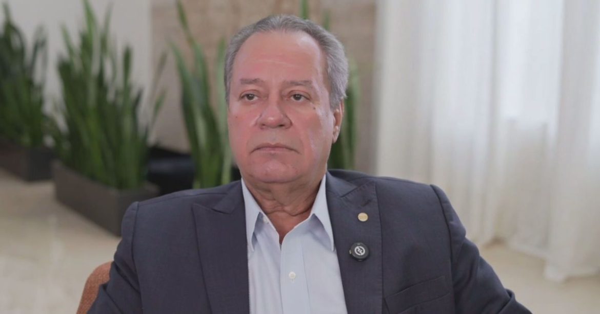 faturamento-real-da-industria-cai-1%-no-1o-semestre,-destaca-cni