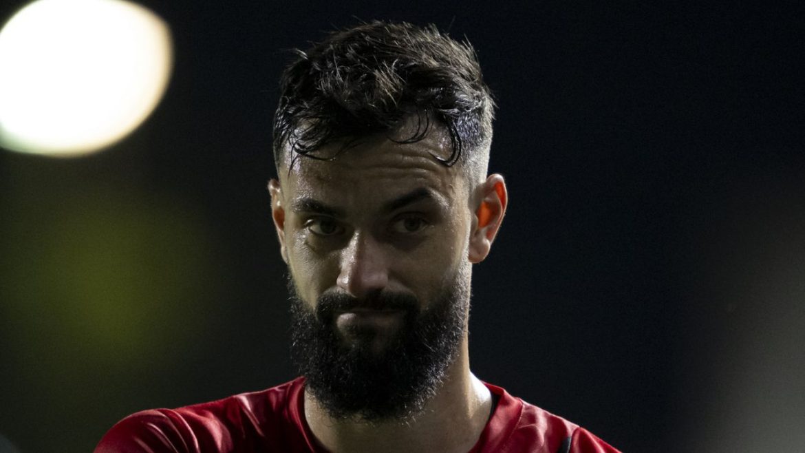 emprestado,-mastriani-sobre-grave-lesao-e-vira-problema-para-o-athletico