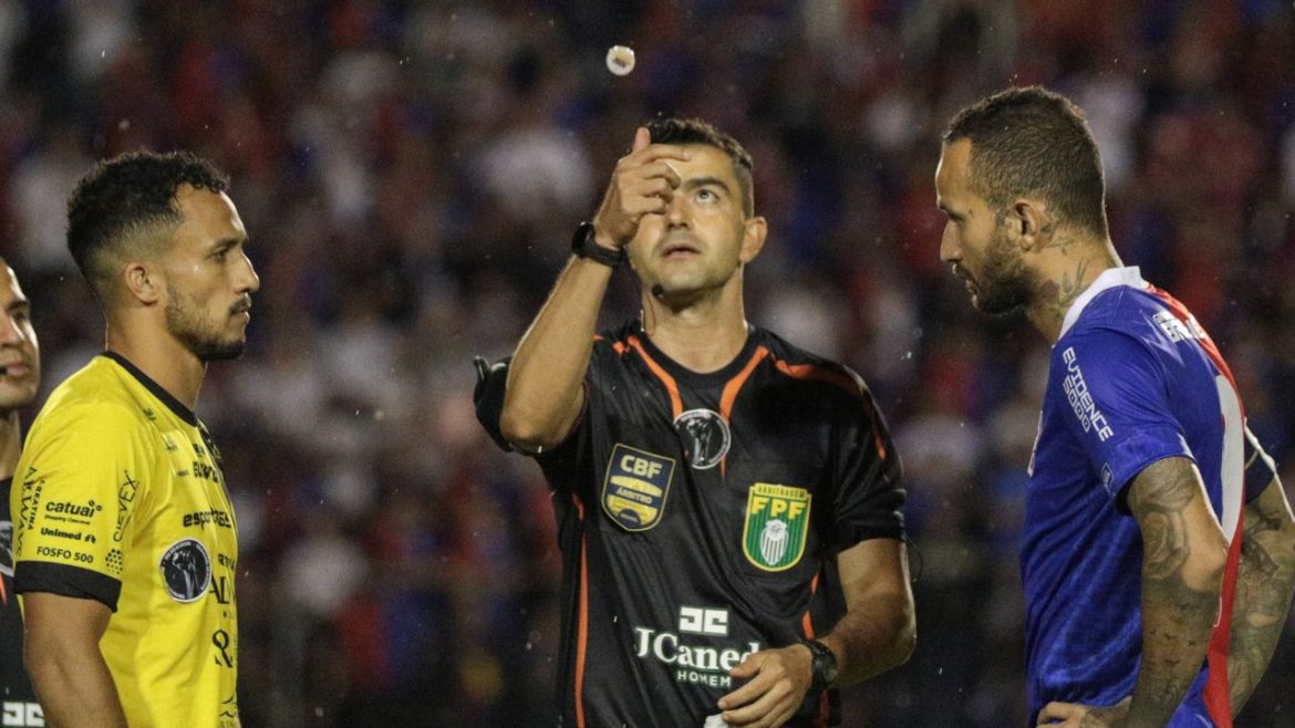 parana-e-cascavel-se-reencontram-apos-episodio-bizarro-no-futebol-paranaense