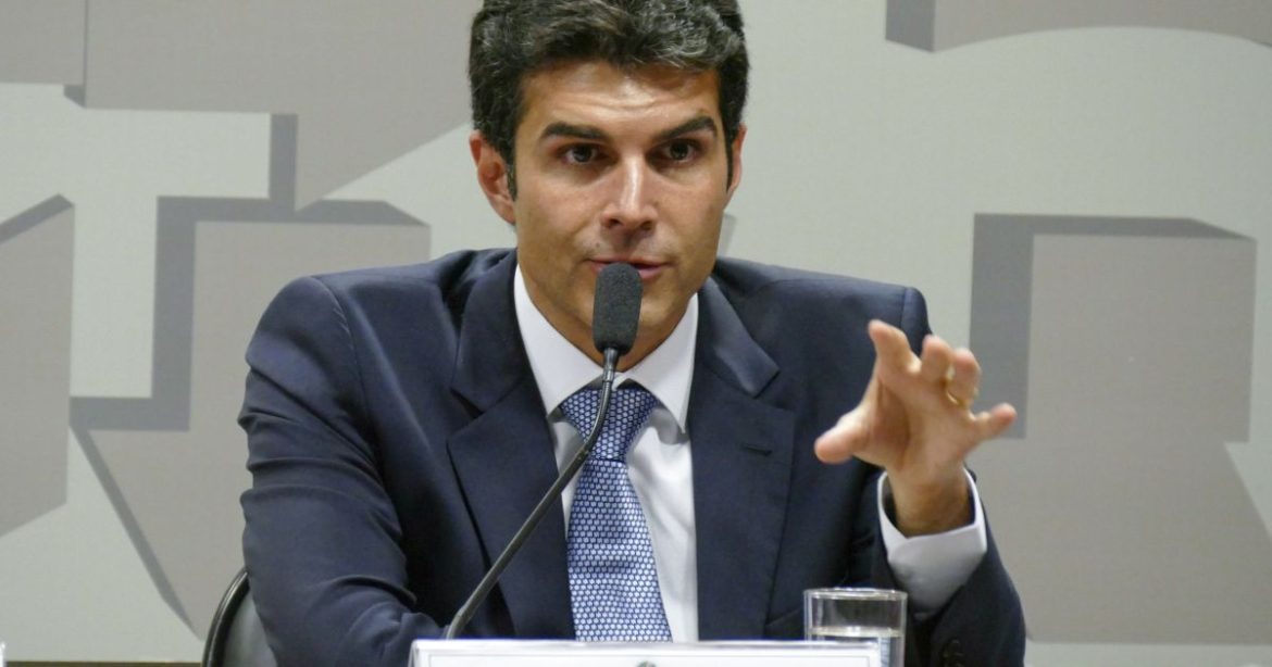 quem-e-helder-barbalho,-candidato-ao-senado-pelo-para