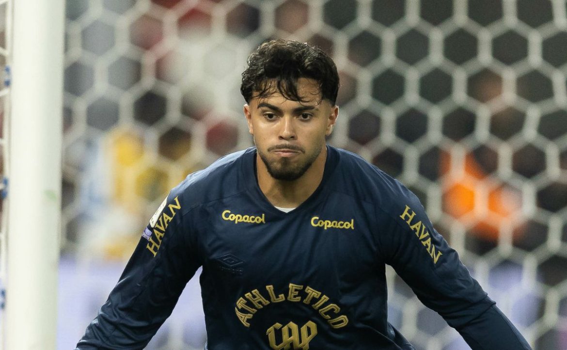 athletico-supera-bahia-com-milagre-do-goleiro-e-volta-a-vencer-no-brasileirao