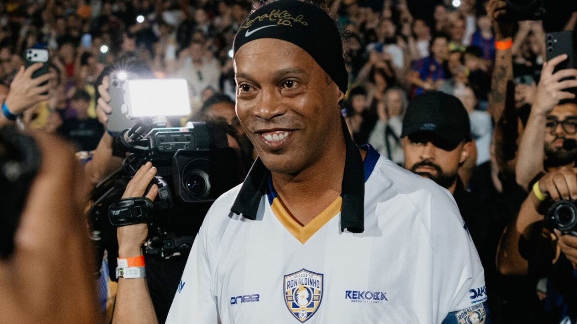 evento-de-ronaldinho-gera-impacto-milionario,-recebe-criticas-e-pode-ser-anual-em-curitiba