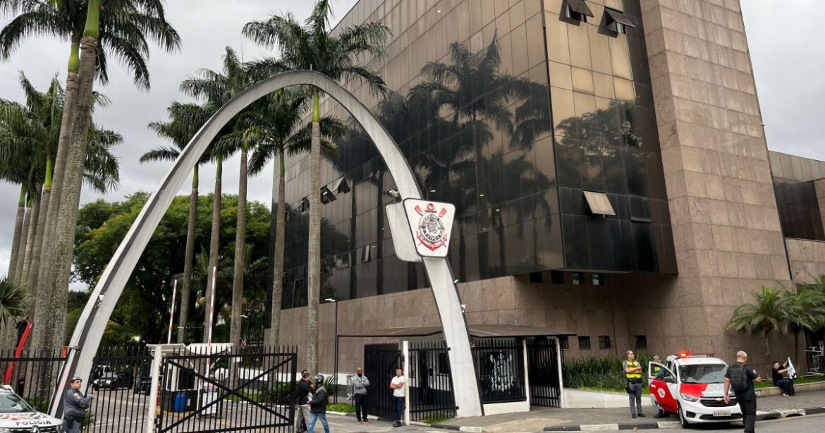 justica-condena-corinthiano-por-morte-de-palmeirense-na-‘batalha-de-inajar’