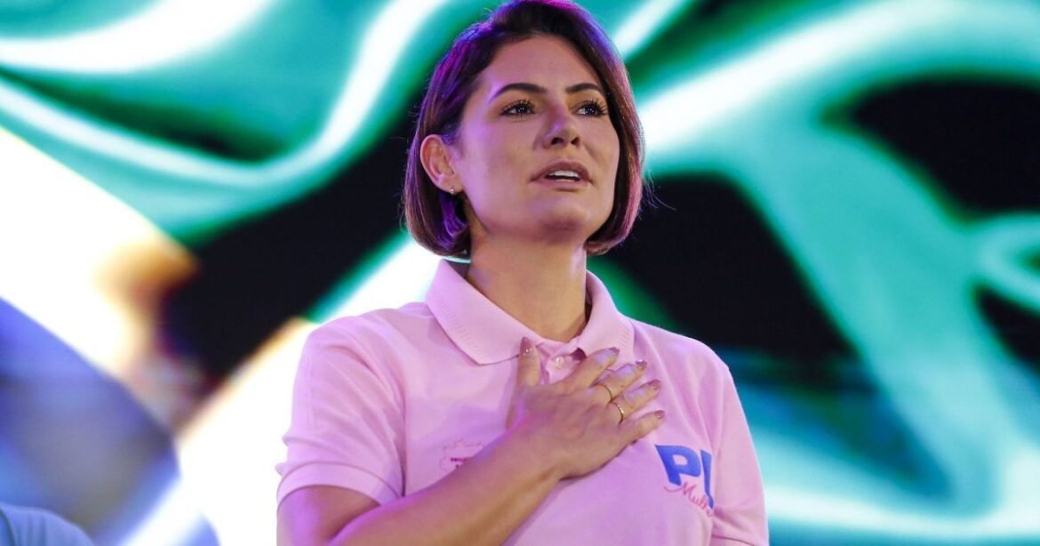 michelle-pede-unidade-e-diz-que-eleicao-e-pelos-“injusticados”-do-8/1